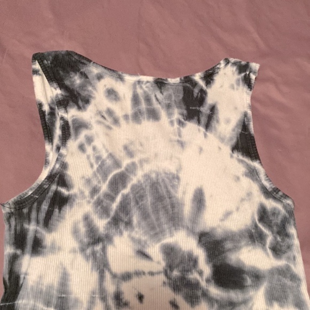 Max Rave Tank Top - Picture 7 of 7